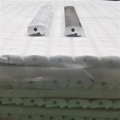 Binari del carburante personalizzati